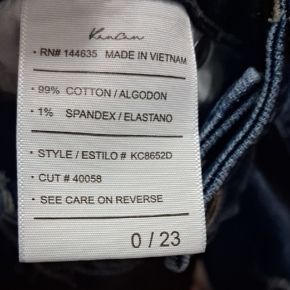 KanCan Blue Boyfriend Jeans with Distressed Details - Picture 3 of 8